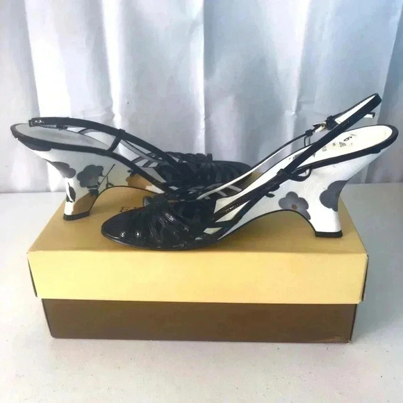 NIB!Franco Sarto - Floral heel pattern- Open Toe Dressey Shoes Size 9 M - Picture 5 of 8